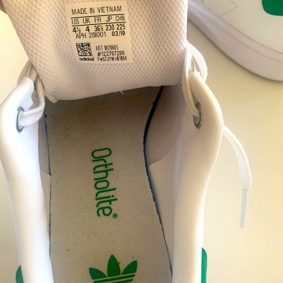 Stan smith Adidas Size 4.5 (Worn Twice) - Picture 5 of 5